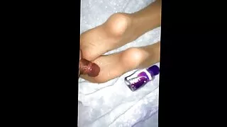 Bubble Butt MILF Katja Kassin fait une pipe chaude à son amant