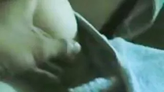 Cette femme japonaise adore se faire adorer la chatte avec sa culotte