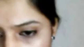 Nana Kinoshita gicle en se faisant baiser par trois